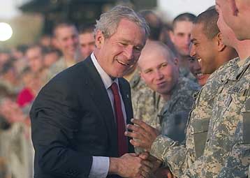 Νέα πυρά κατά του Αμερικανού προέδρου για την πολιτική του στο Ιράκ