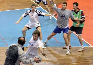 Για το δύο στα δύο η εθνική χαντμπολ κόντρα στην Εσθονία