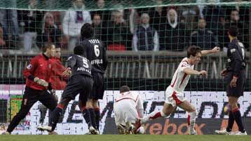 Συνεχίζεται ο κατήφορος για την Παρί Σεν Ζερμέν, η Τουλούζ νίκησε τη Λιόν