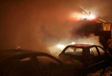 Μπαράζ επεισοδίων στην Αθήνα με αποκορύφωμα το… πεδίο μάχης στην Πειραιώς