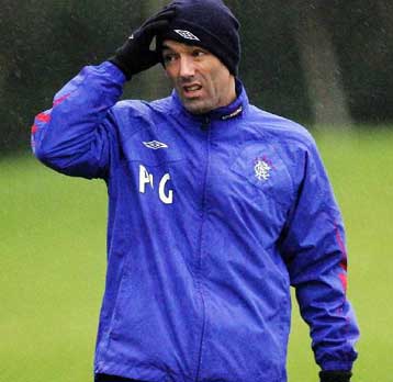 Ο Λε Γκεν στον πάγκο της Παρί Σεν Ζερμέν