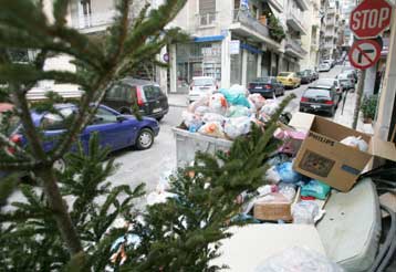 Αναποτελεσματικότητα καταλογίζει το ΠΑΣΟΚ στην κυβέρνηση για τα απορρίμματα