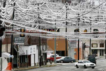 Δεκάδες οι νεκροί από τις σφοδρές χιονοπτώσεις στις ΗΠΑ