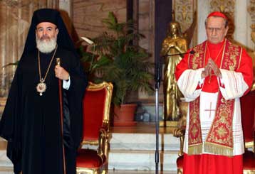 Αντιδράσεις και από τον Σύνδεσμο Κληρικών για την επίσκεψη Χριστόδουλου στο Βατικανό