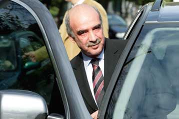 «Πράσινο φως» για τη δημοσιοποίηση ονομάτων φυγόστρατων αναζητεί ο Β.Μεϊμαράκης