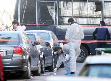 Με ΙΧ μάρκας Mercedes διέφυγαν οι δράστες της επίθεσης στην αμερικανική πρεσβεία