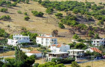 Η κυβέρνηση υποστηρίζει την αναθεώρηση του άρθρου 24, η αντιπολίτευση διαφωνεί