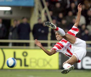 Είμαι ποδοσφαιριστής του Ολυμπιακού και όχι μάνατζερ, τονίζει ο Ριβάλντο