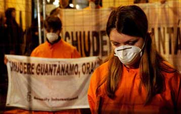 Καταθέσεις διά εξαναγκασμού δεκτές στα στρατοδικεία του Γκουαντάναμο
