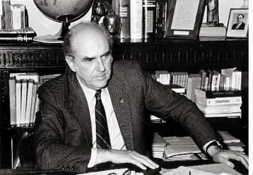 Έγγραφο-«κλειδί» του Ανδρέα Παπανδρέου για τη διαχείριση του αρχείου του