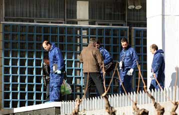 Με ευθύνη των ελληνικών αρχών οι έρευνες για το χτύπημα στην πρεσβεία των ΗΠΑ