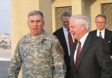 Δεύτερο σε διάστημα ενός μήνα ταξίδι του Αμερικανού υπουργού Αμυνας στο Ιράκ