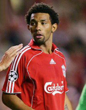 Με «red passion» η Λίβερπουλ πήρε εύκολα 2-0 το ντέρμπι κόντρα στην Τσέλσι