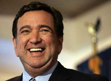 Στην κούρσα για το χρίσμα των Δημοκρατικών και ο κυβερνήτης του Νέου Μεξικού