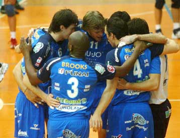 Το τελευταίο του χαρτί παίζει στο Παρίσι ο Ηρακλής, χωρίς ενδιαφέρον οι δύο «αιώνιοι»