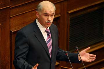 Βολές Παπανδρέου για απόπειρα συγκάλυψης τύπου Γουότεργκεϊτ στις υποκλοπές