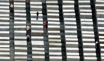Ψήφισμα κατά των αρνητών του Ολοκαυτώματος προωθούν οι ΗΠΑ στον ΟΗΕ