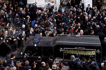 Δεκάδες χιλιάδες άτομα τίμησαν τη μνήμη του Αρμένιου δημοσιογράφου στην Τουρκία