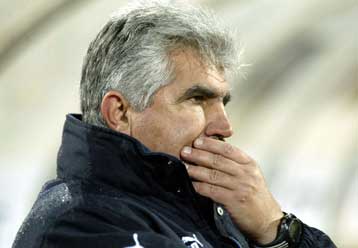 Εγκώμια για Παράσχο και δημοσιοποίηση ενδιαφέροντος για Καφέ από Βεζυρτζή