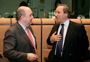 Έξοδο της Ελλάδας από την επιτήρηση την άνοιξη «δείχνει» ο Χ.Αλμούνια