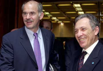 «Έφυγε» ο Τούρκος πρώην υπουργός Εξωτερικών Ισμαήλ Τζεμ