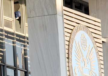 Ο Επαναστατικός Αγώνας ανέλαβε την ευθύνη για τη ρουκέτα στην αμερικανική πρεσβεία