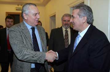 Συνάντηση Παπαληγούρα – ΓΣΕΕ για το νομοσχέδιο του νέου Πτωχευτικού Κώδικα