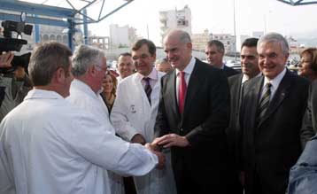 Προεκλογικές χαρακτήρισε τις εξαγγελίες για προσλήψεις στην υγεία ο Γ.Παπανδρέου