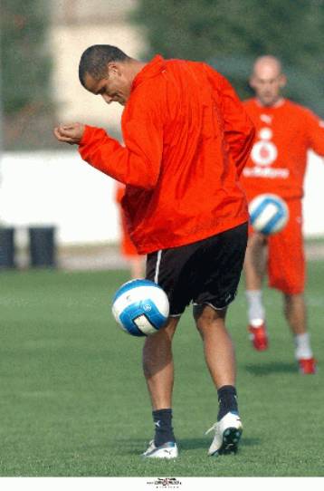 Η Νεκάξα επιθυμεί την απόκτηση του Ριβάλντο και μάλιστα άμεσα