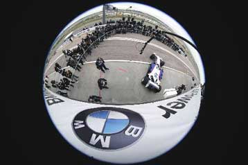 Έσοδα-ρεκόρ ύψους 49 δισ. ευρώ για την BMW το 2006