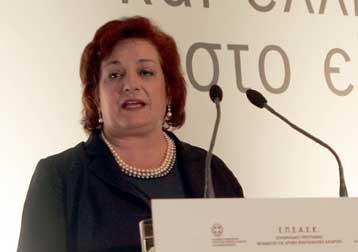 Απάντηση Γιαννάκου στις ενστάσεις της Εκκλησίας για την Ιστορία της Στ Δημοτικού