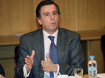 Κόντρα στη Βουλή μεταξύ κυβέρνησης και ΠΑΣΟΚ για τις Ολυμπιακές Αερογραμμές