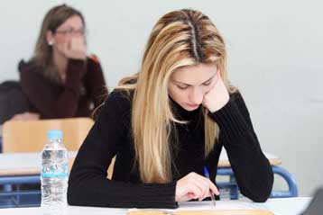 Πάνω από 70.000 υποψήφιοι για το διαγωνισμό του ΑΣΕΠ για τους εκπαιδευτικούς