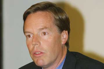 Αύξηση των ελληνικών δυνάμεων στο Αφγανιστάν, ζήτησε ο Ν.Μπερνς