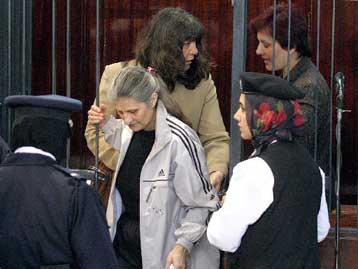 Ο γιος του Μοαμάρ Καντάφι εγγυάται ότι δεν θα εκτελεστούν οι Βουλγάρες νοσηλεύτριες