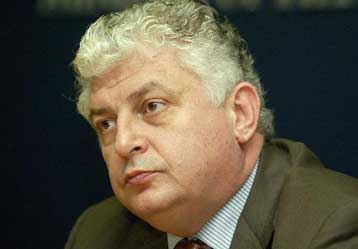 «Παράθυρο» για κάλυψη από τα Ταμεία του εμβολίου για τον καρκίνο του τραχήλου της μήτρας