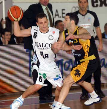 Καμπανάκι κινδύνου για την ΑΕΚ μετά την ήττα της 86-79 από τον Απόλλωνα Πατρών