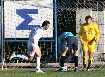Εύκολα ο Λεβαδειακός, η Καλλιθέα κέρδισε το ντέρμπι από τον Ηλυσιακό