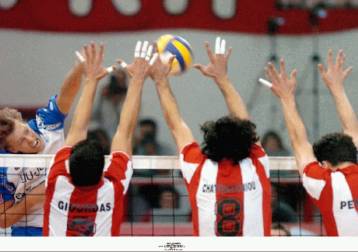 Αναπτερωμένος Ολυμπιακός, πήρε το ντέρμπι με τον Ηρακλή με 3-1 σετ