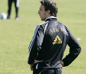 Πρωινός… Καφές στην ΑΕΚ, υπέγραψε ο διεθνής μέσος για 2,5 χρόνια