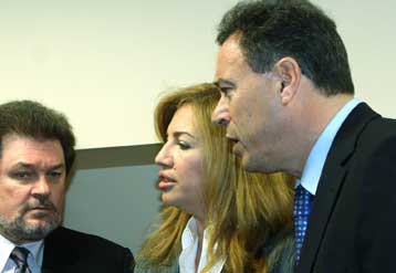 Παρέμβαση της Δικαιοσύνης στην υπόθεση των αποθηκών με τα αλλοιωμένα ζυμαρικά