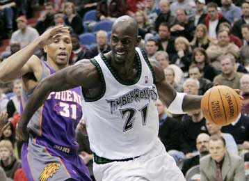 Πάτησε παρκέ και σκόραρε ο Σπανούλης στη νίκη των Ρόκετς επί των Σίξερς