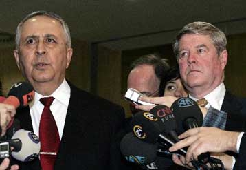 «Ανοιχτά όλα τα ενδεχόμενα» λέει η Τουρκία για την αντιμετώπιση του PKK στο Ιράκ