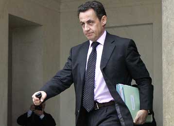 Συκοφαντίες, κατά τον Σαρκοζί, νέες κατηγορίες για «κατασκοπία» σε βάρος της Ρουαγιάλ