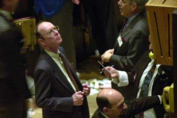 Μεικτές τάσεις την Τετάρτη στην Ευρώπη, άνοδος στη Γουόλ Στριτ