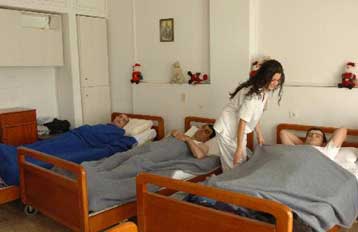 Το 30% των αναγκών καλύπτει το νοσηλευτικό προσωπικό στα θεραπευτήρια χρόνιων παθήσεων