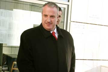 Ελεύθερος με περιοριστικούς όρους παραμένει ο Σάκης Κεχαγιόγλου