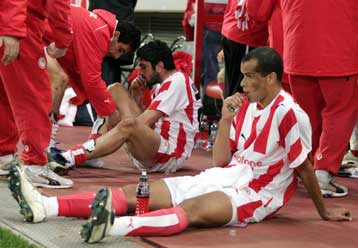 Νίκη-εξιλέωση θέλει στο ΟΑΚΑ ο Ολυμπιακός, η χαμένη ευκαιρία του Νικοπολίδη