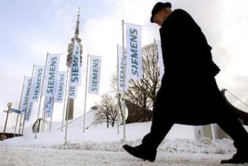 Στο μικροσκόπιο και των αμερικανικών αρχών τα «μαύρα ταμεία» της Siemens