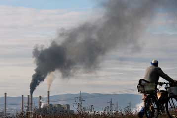 Υπόθεση χρηματισμού επιστημόνων για να αμφισβητήσουν την έκθεση του ΟΗΕ